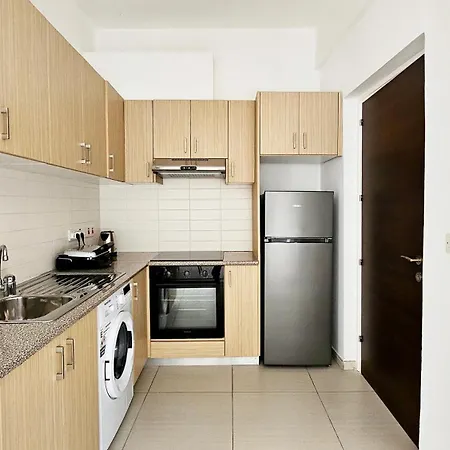 Daire Phaedrus Living Ledras Residences 102 *